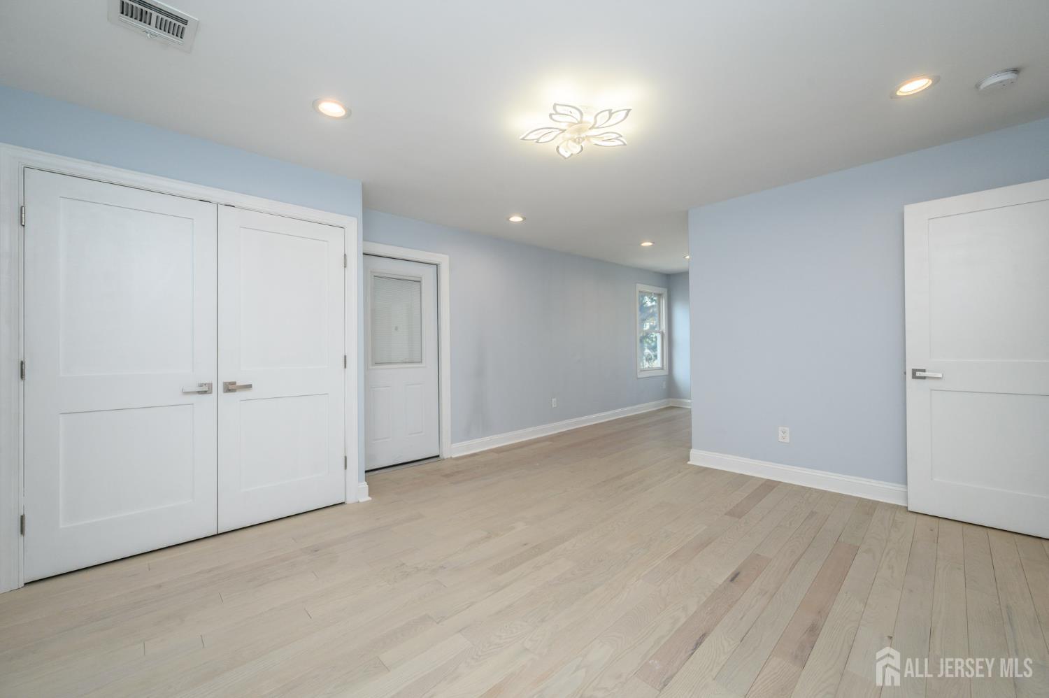 11 Brook Road South Brunswick NJ 08824