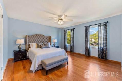 19 Aspen Circle Edison NJ 08820