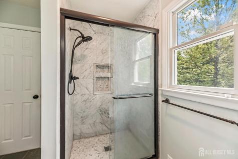 19 Aspen Circle Edison NJ 08820