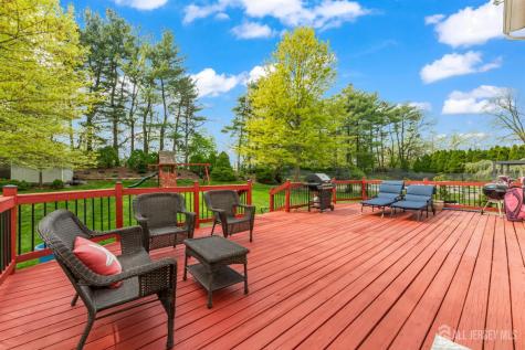 19 Aspen Circle Edison NJ 08820