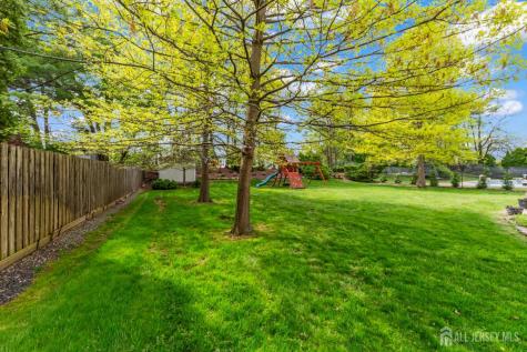 19 Aspen Circle Edison NJ 08820