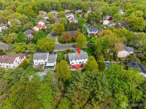 19 Aspen Circle Edison NJ 08820
