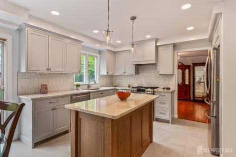 19 Aspen Circle Edison NJ 08820