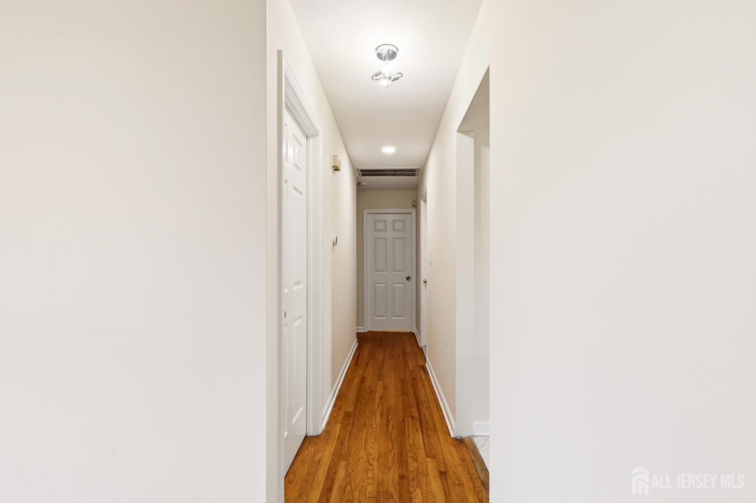 45 N Laurel Avenue N Iselin NJ 08830