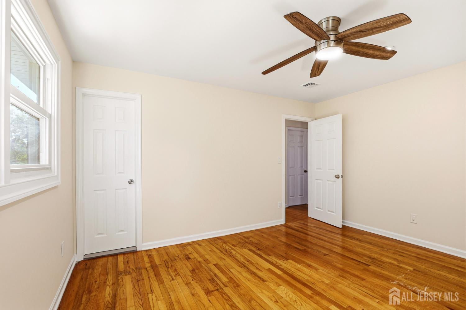 45 N Laurel Avenue N Iselin NJ 08830