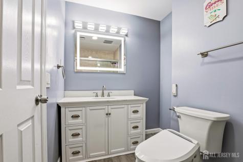 45 N Laurel Avenue N Iselin NJ 08830
