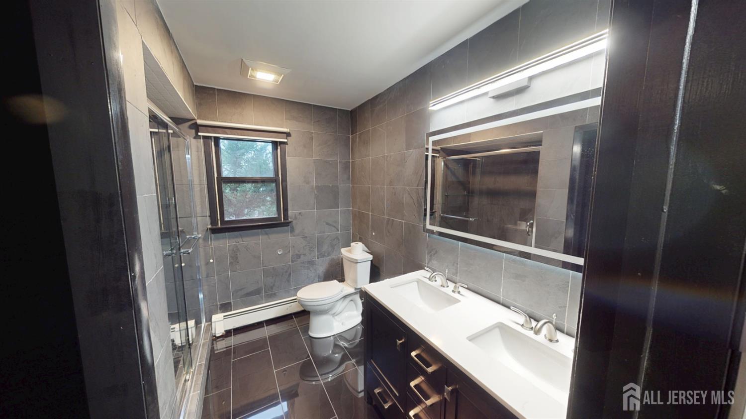 254 Schussler Street Sayreville NJ 08879