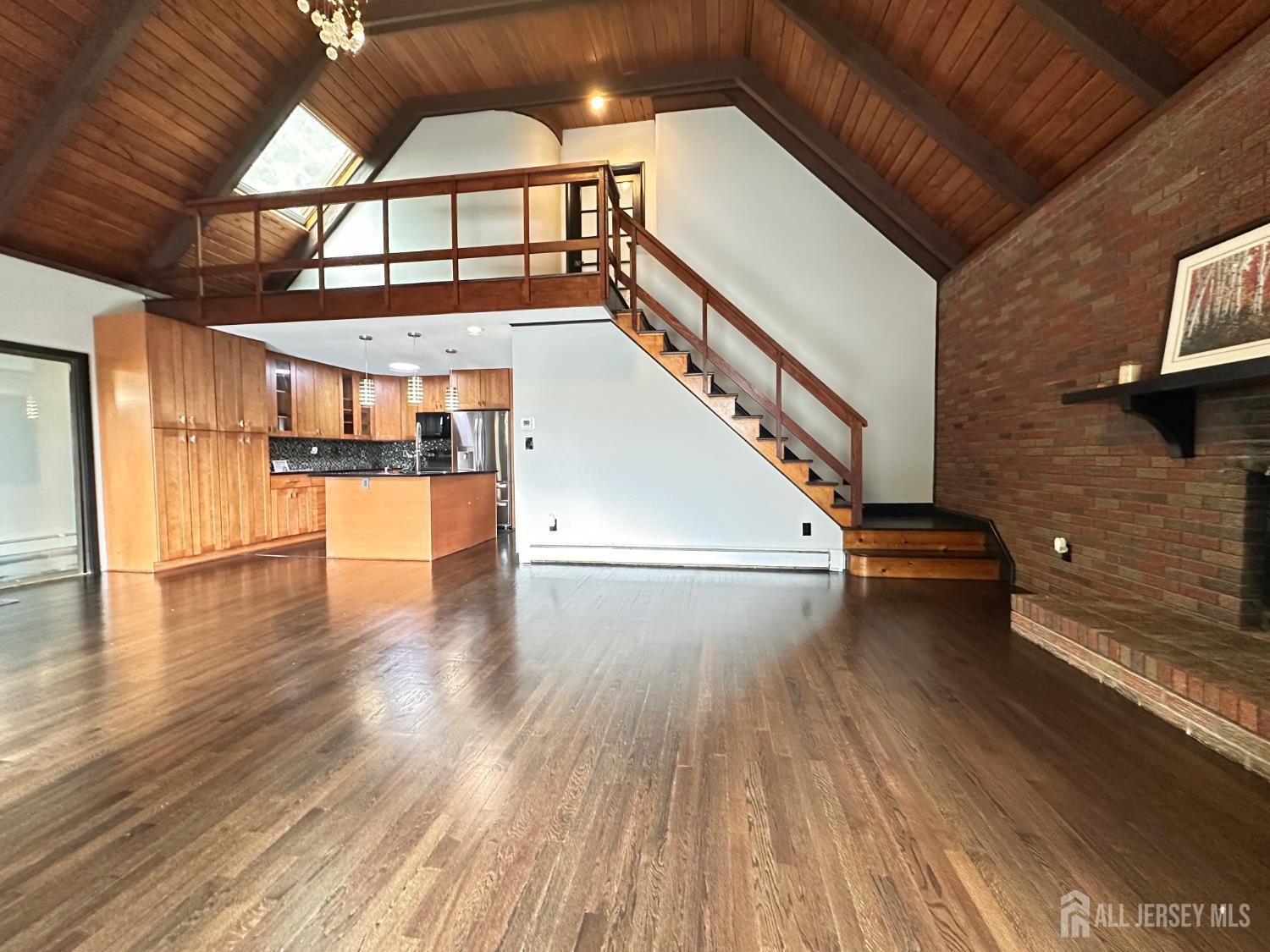 254 Schussler Street Sayreville NJ 08879