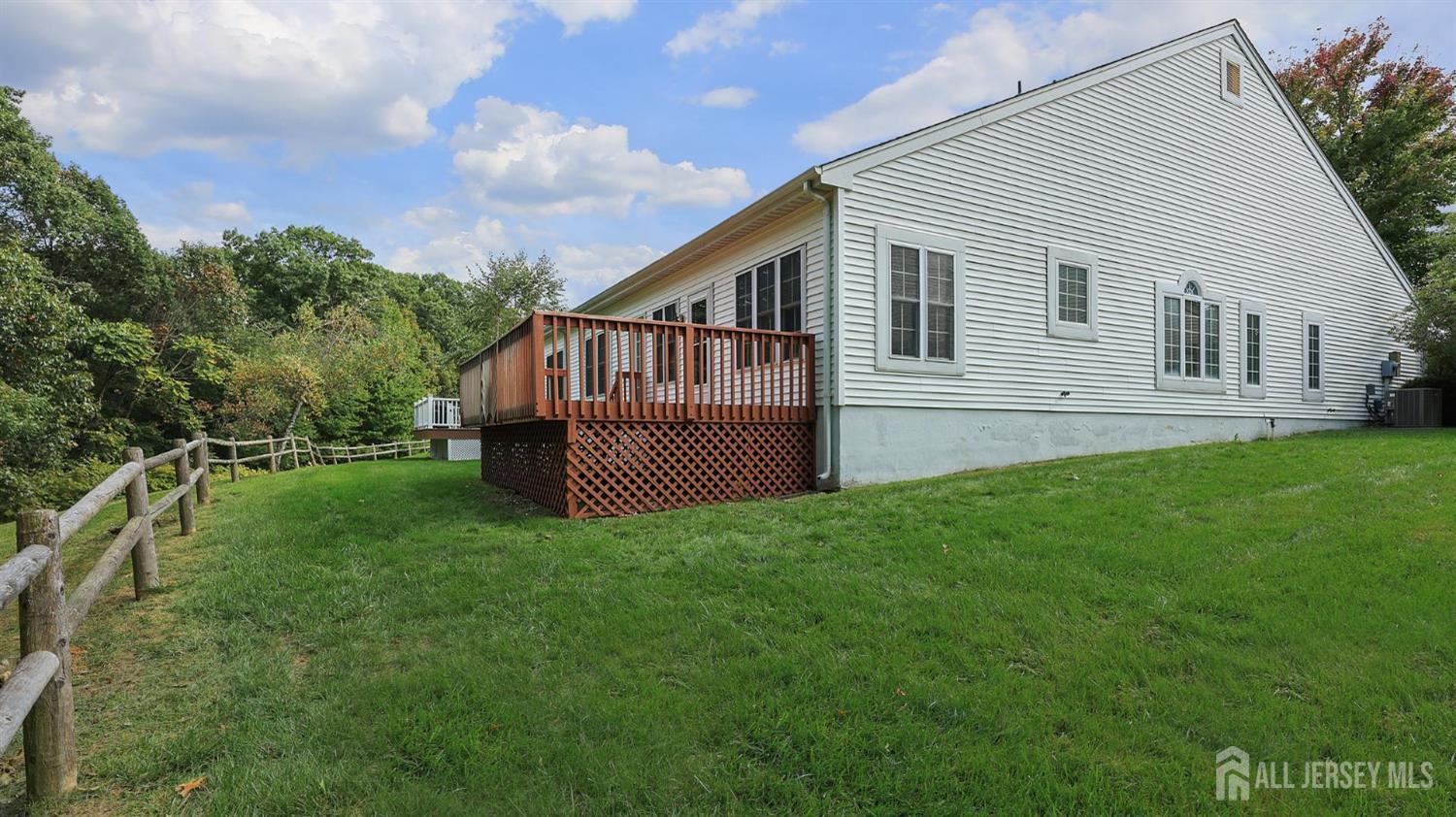 22 Stonewyck Place Monroe NJ 08831