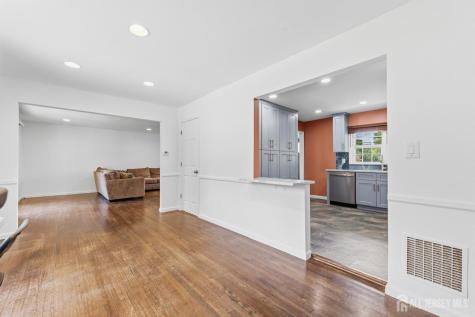 38 Valley Vale Drive Old Bridge NJ 08857