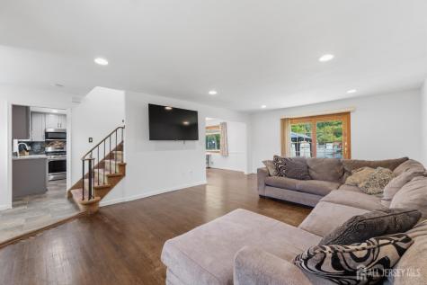 38 Valley Vale Drive Old Bridge NJ 08857