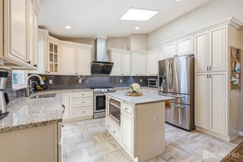 25 Merker Drive Edison NJ 08837