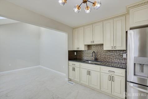 22 Price Drive Edison NJ 08817