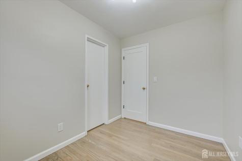 22 Price Drive Edison NJ 08817