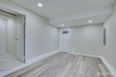 22 Price Drive Edison NJ 08817