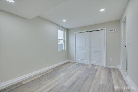 22 Price Drive Edison NJ 08817