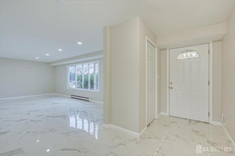 22 Price Drive Edison NJ 08817