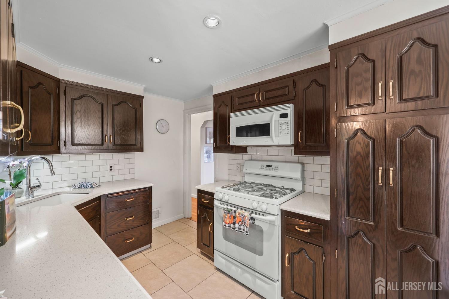 107 Kimball Street Iselin NJ 08830