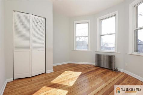 344 Market Street Perth Amboy NJ 08861