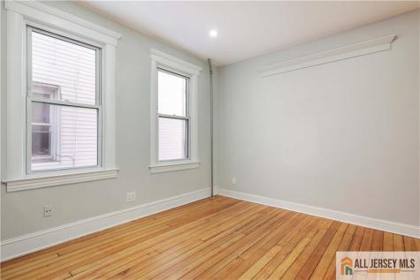 344 Market Street Perth Amboy NJ 08861