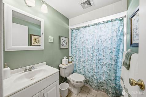 96 Drake Place Colonia NJ 07067