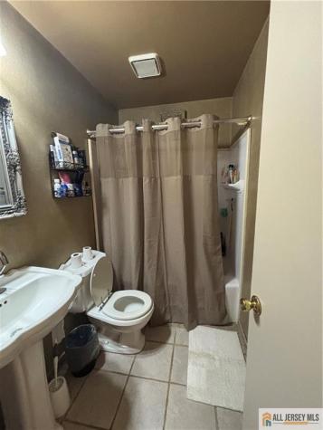 492 Booth Court Rahway NJ 07065