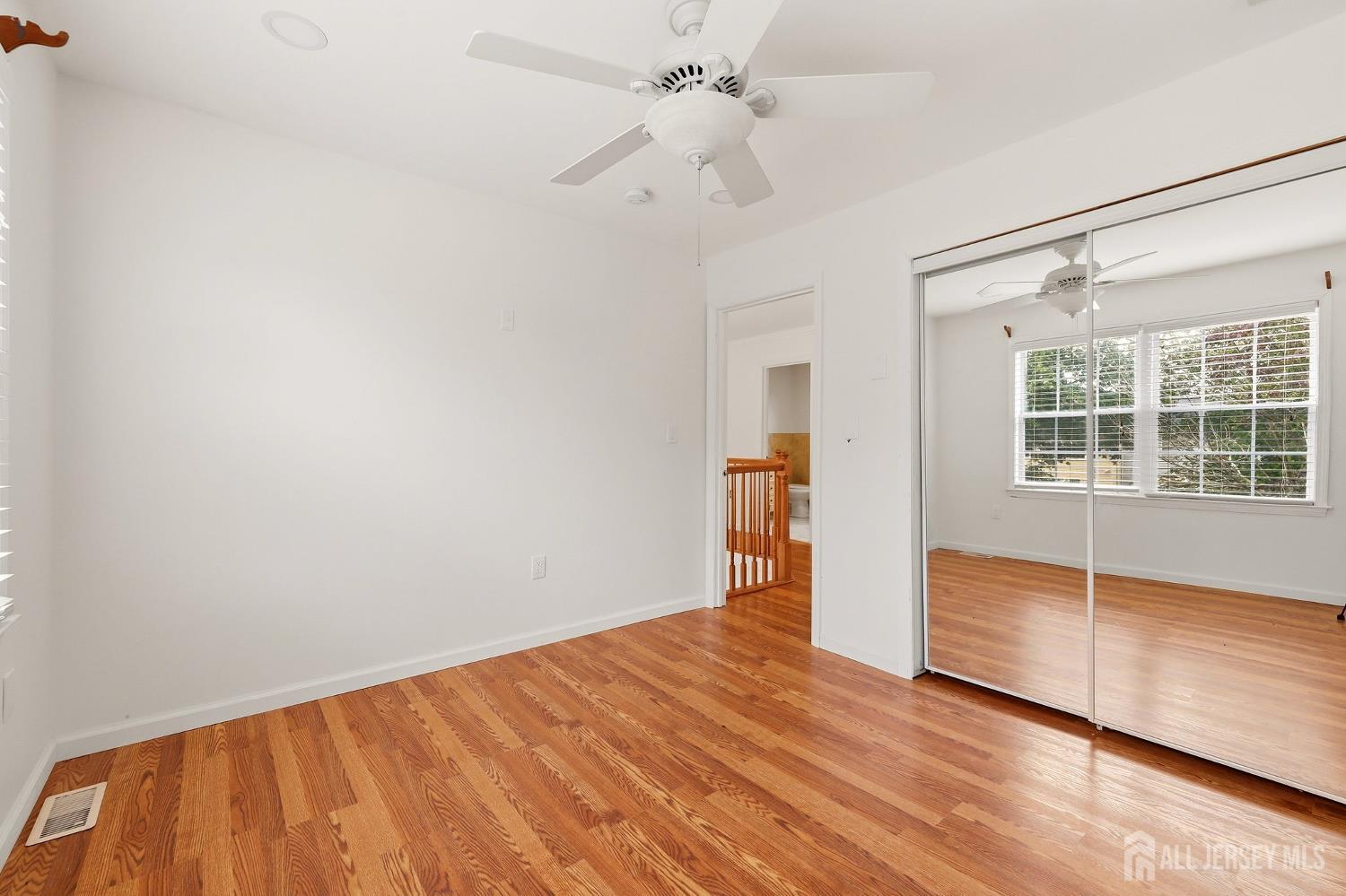 13 Kimball Drive Sayreville NJ 08872