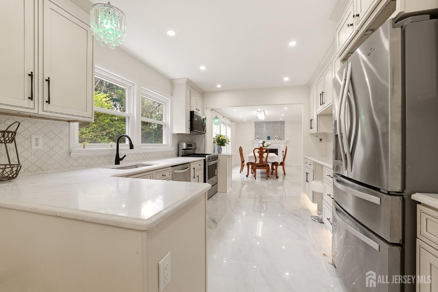 13 Kimball Drive Sayreville NJ 08872