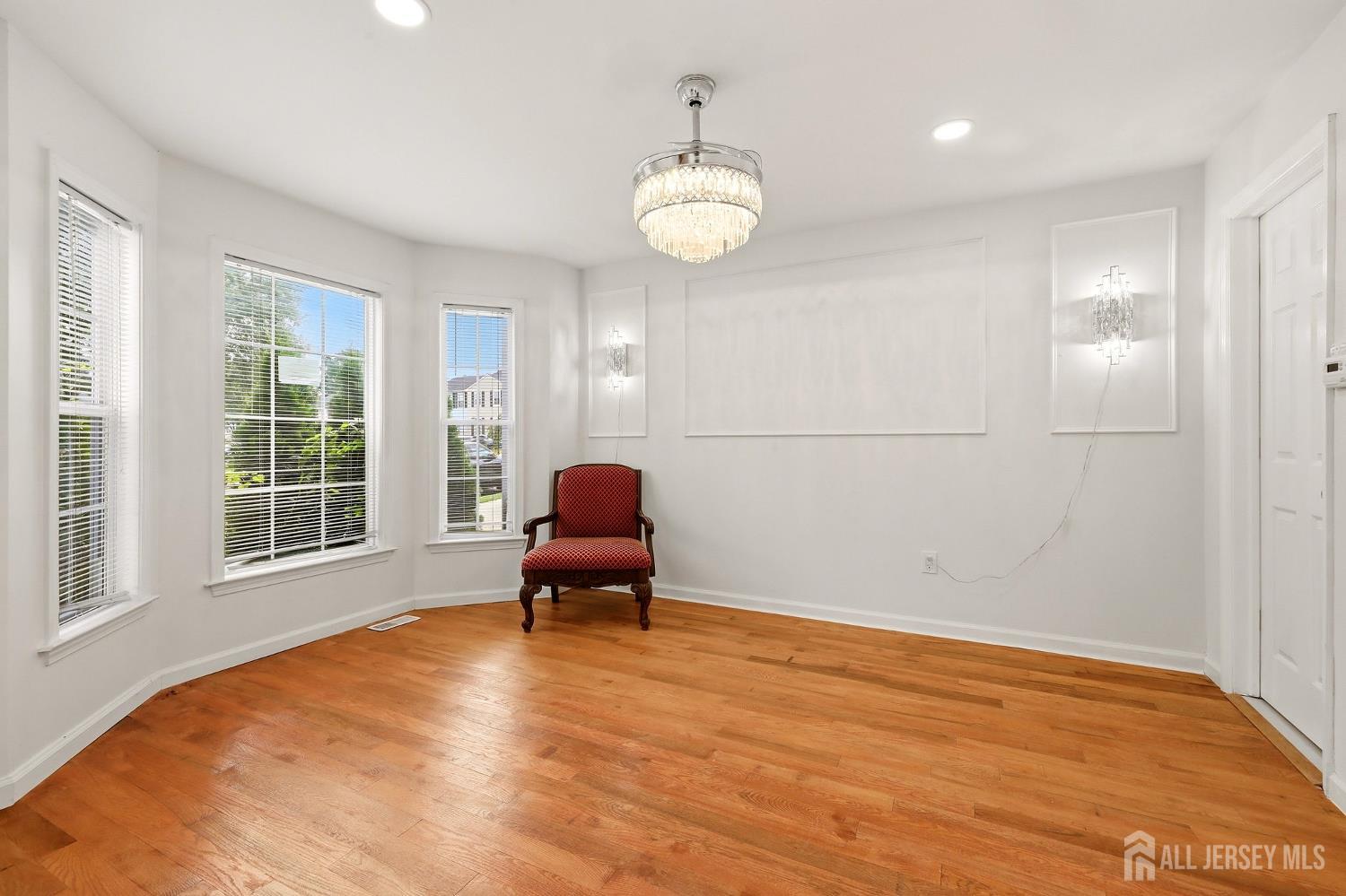 13 Kimball Drive Sayreville NJ 08872