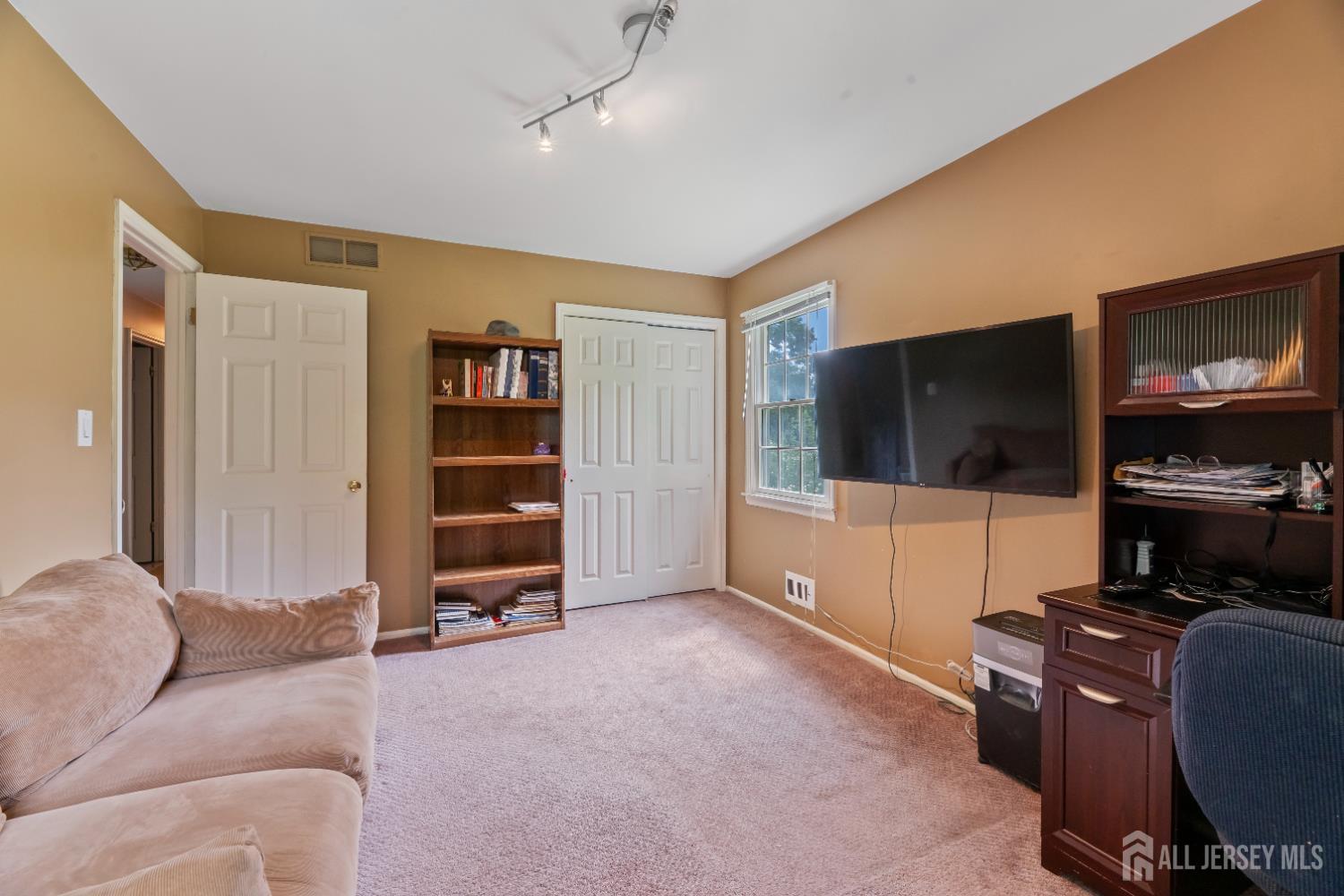 9 Van Arsdale Court East Brunswick NJ 08816