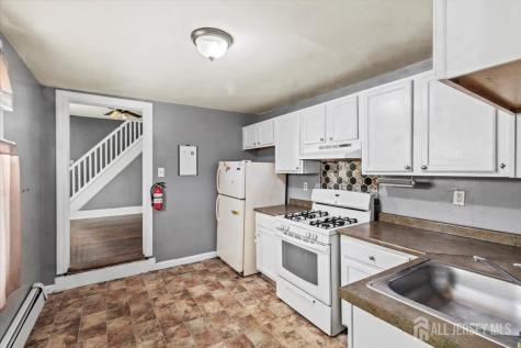 636 Elizabeth Street Beverly NJ 08010