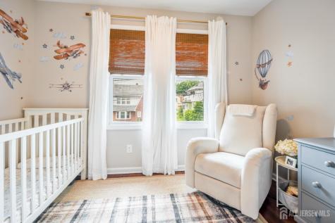 24 Dartmouth Street Edison NJ 08837