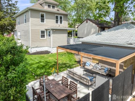 24 Dartmouth Street Edison NJ 08837