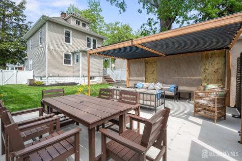 24 Dartmouth Street Edison NJ 08837