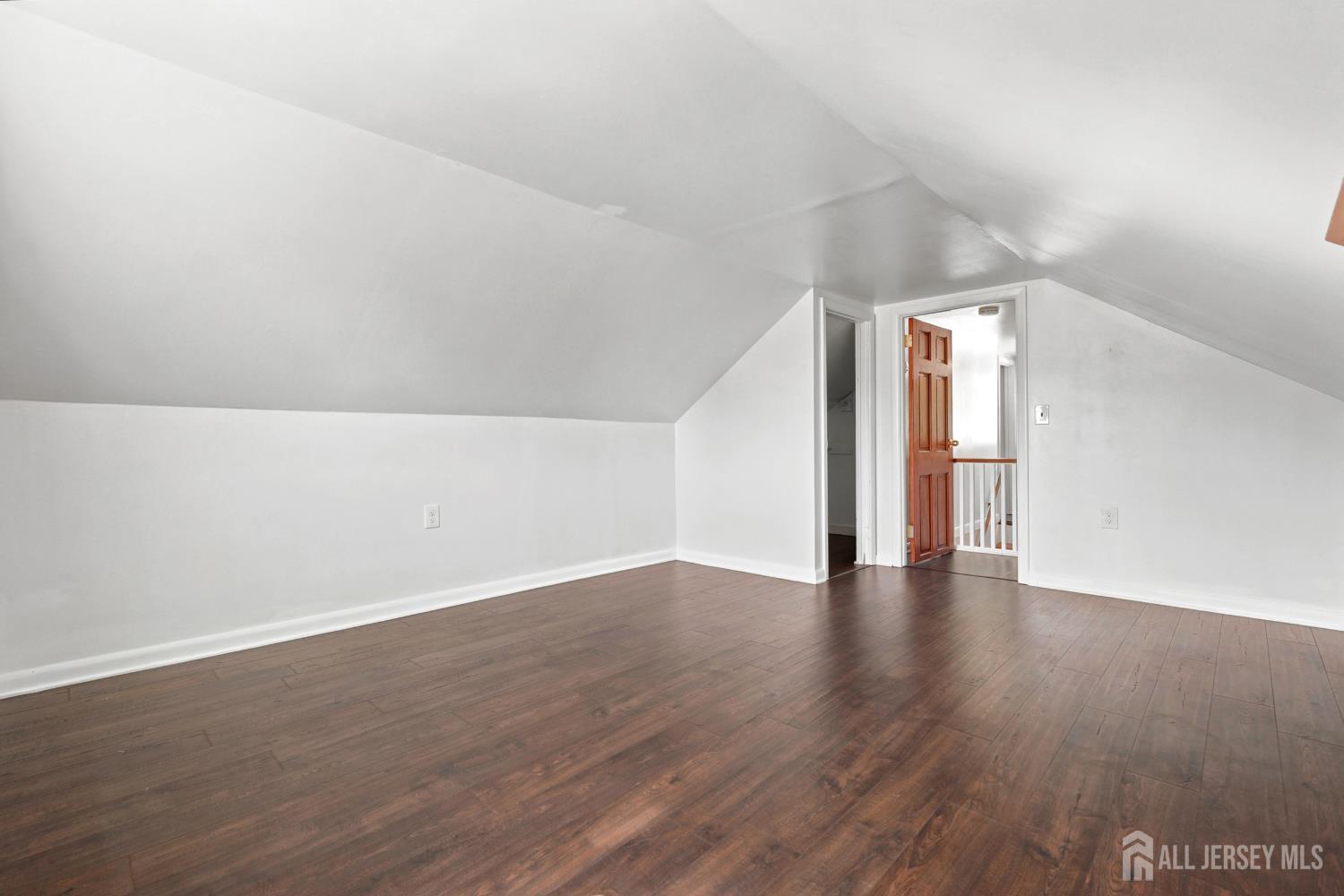 16 Eisenhower Avenue Spotswood NJ 08884