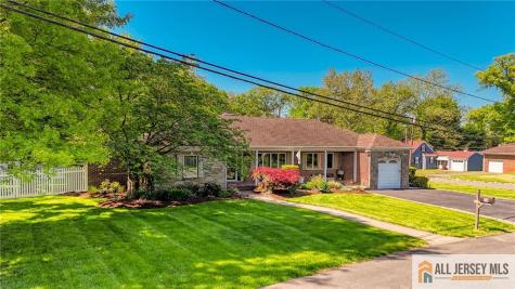 14 Taylor Drive New Brunswick NJ 08901