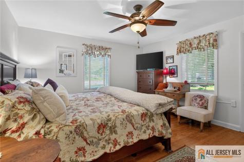 14 Taylor Drive New Brunswick NJ 08901