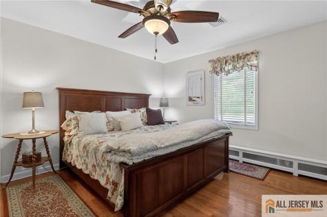 14 Taylor Drive New Brunswick NJ 08901