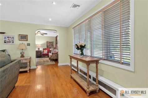 14 Taylor Drive New Brunswick NJ 08901