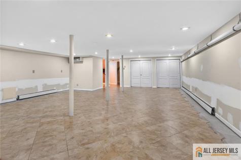14 Taylor Drive New Brunswick NJ 08901