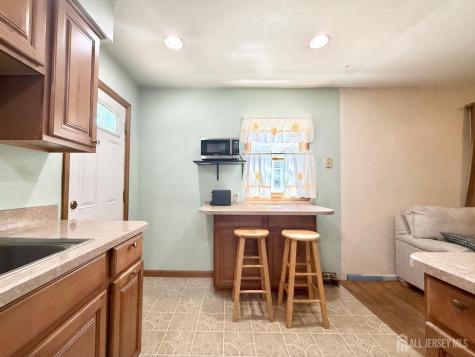 105 Old Post Road Edison NJ 08817