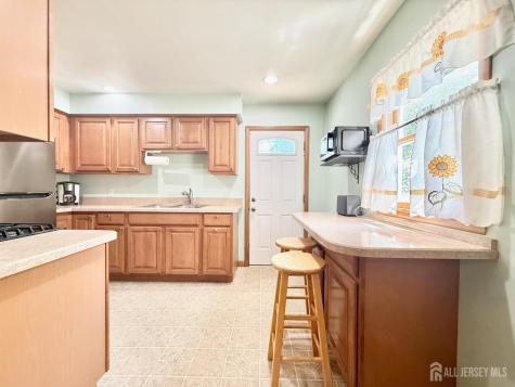 105 Old Post Road Edison NJ 08817