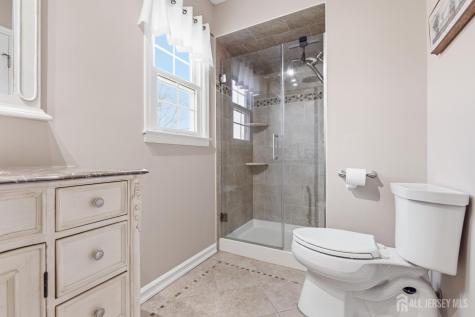 623 Lloyd Road Aberdeen NJ 07747
