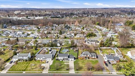 623 Lloyd Road Aberdeen NJ 07747