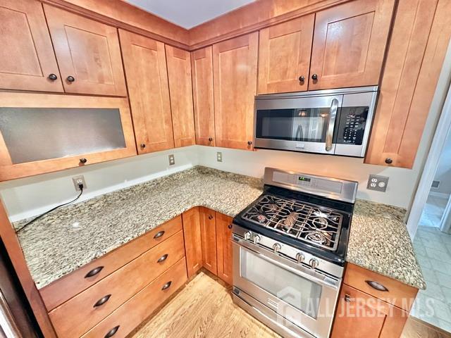 17 Reid Way Freehold NJ 07728