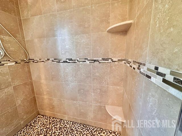 17 Reid Way Freehold NJ 07728