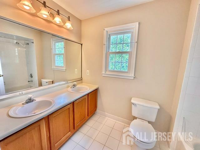 17 Reid Way Freehold NJ 07728