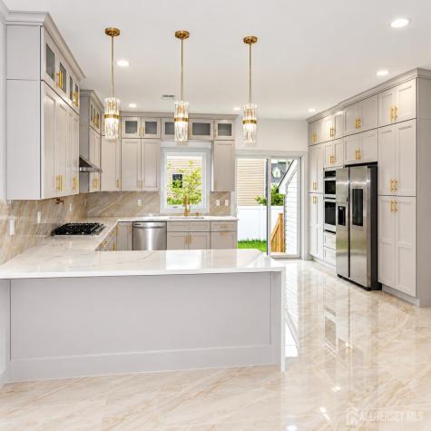 46 Foyer Street Edison NJ 08817