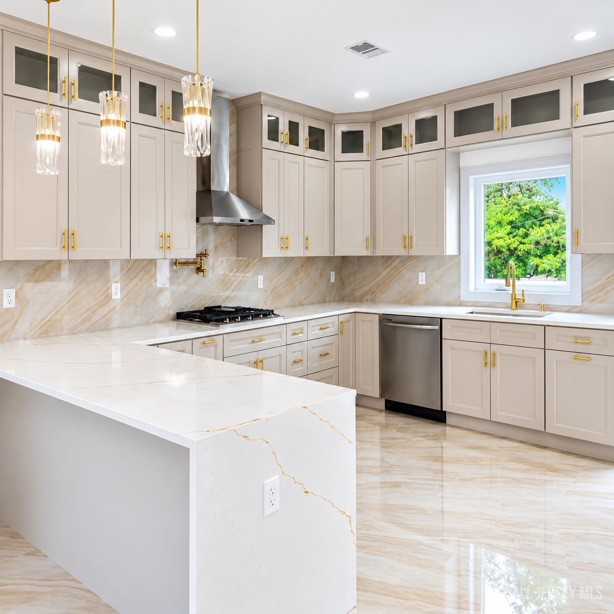 46 Foyer Street Edison NJ 08817