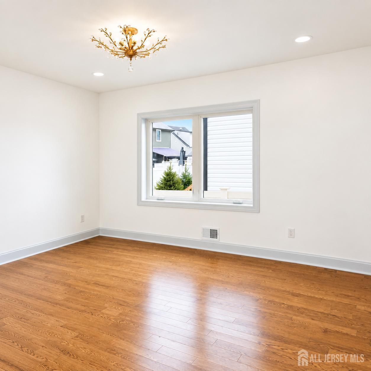 46 Foyer Street Edison NJ 08817